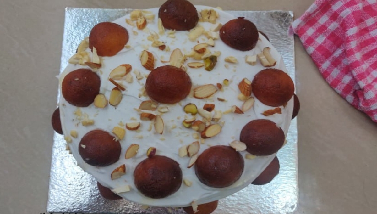 Gulab Jamun Cake Recipe